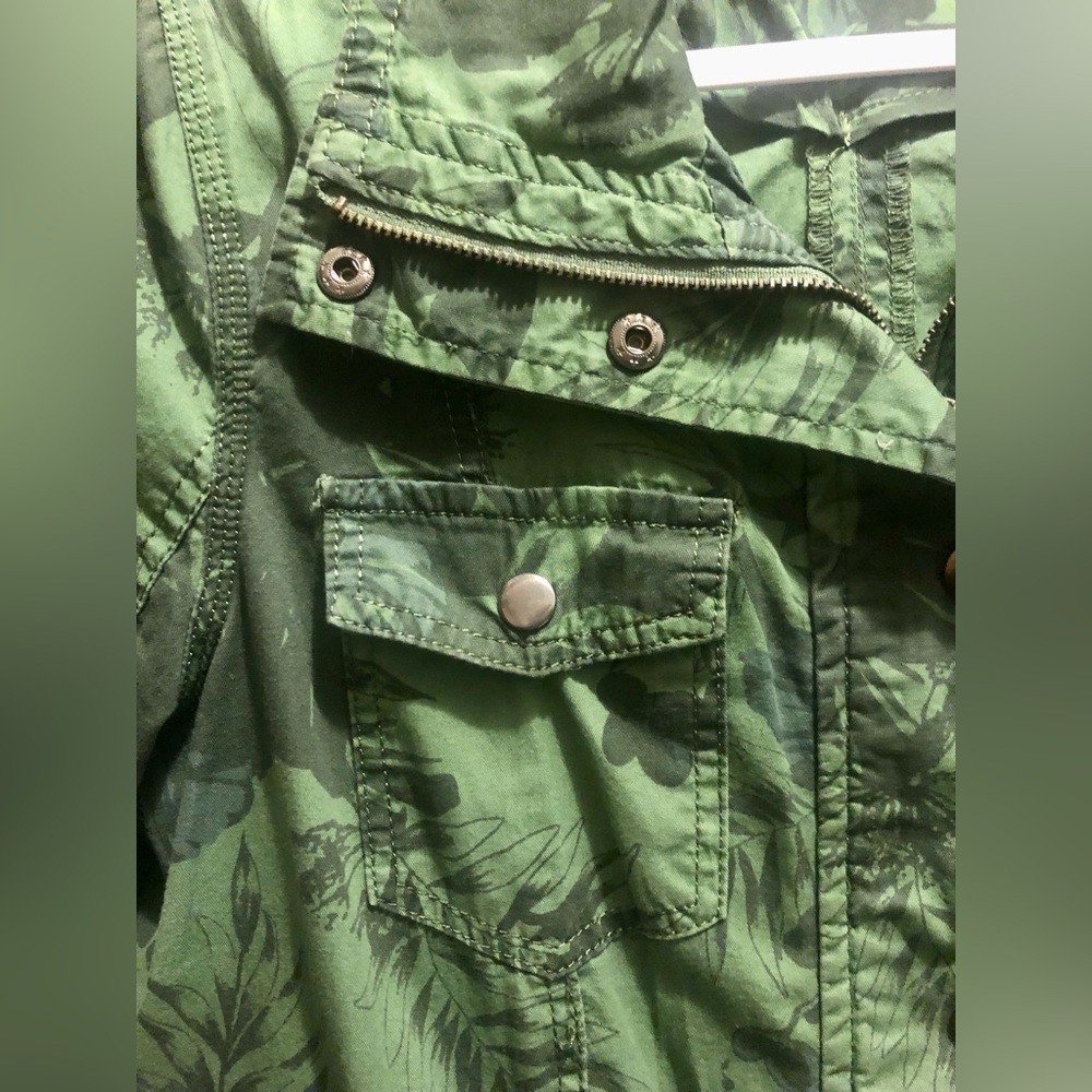 Jacket - Picture 4 of 9